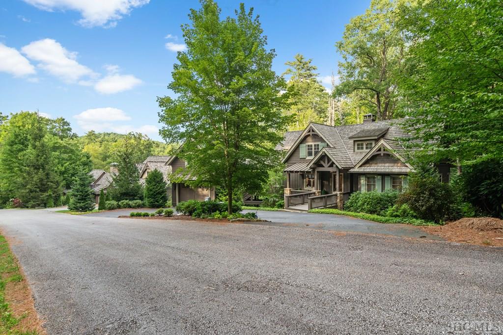 64 Hemlock Ridge