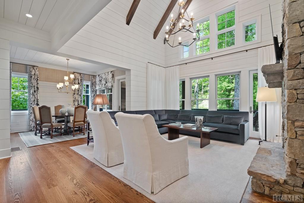 64 Hemlock Ridge