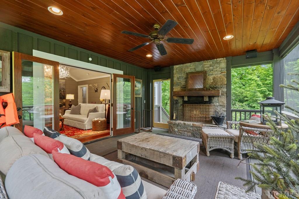 662 Wyanoak Road