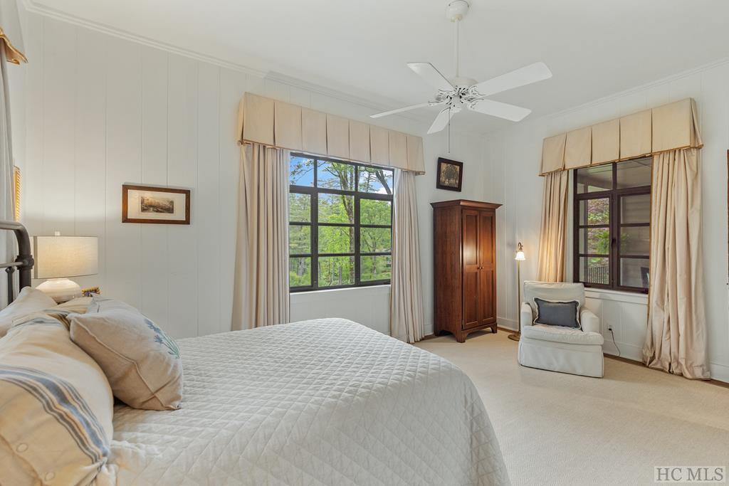 210 Moorewood Road