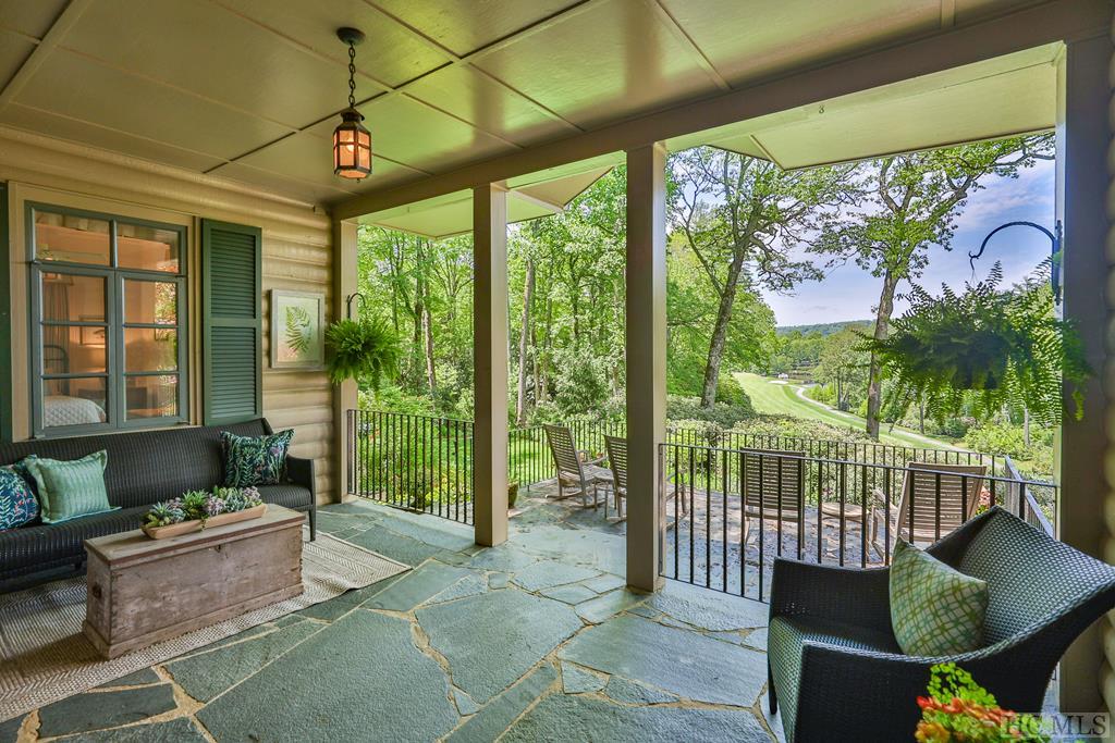 210 Moorewood Road