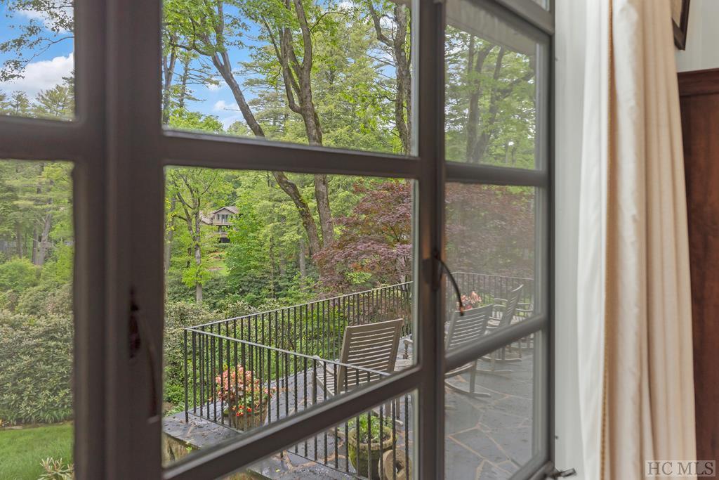210 Moorewood Road