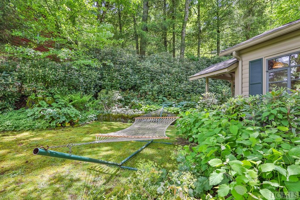 210 Moorewood Road