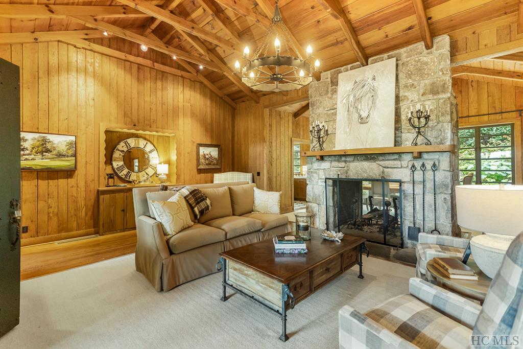 210 Moorewood Road