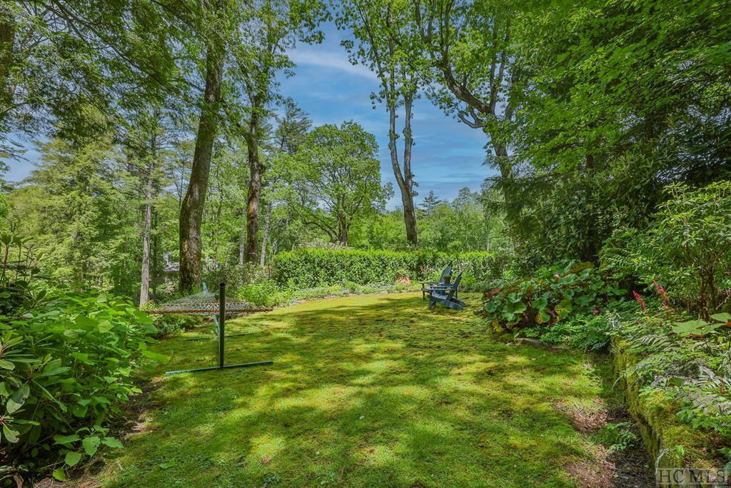 210 Moorewood Road
