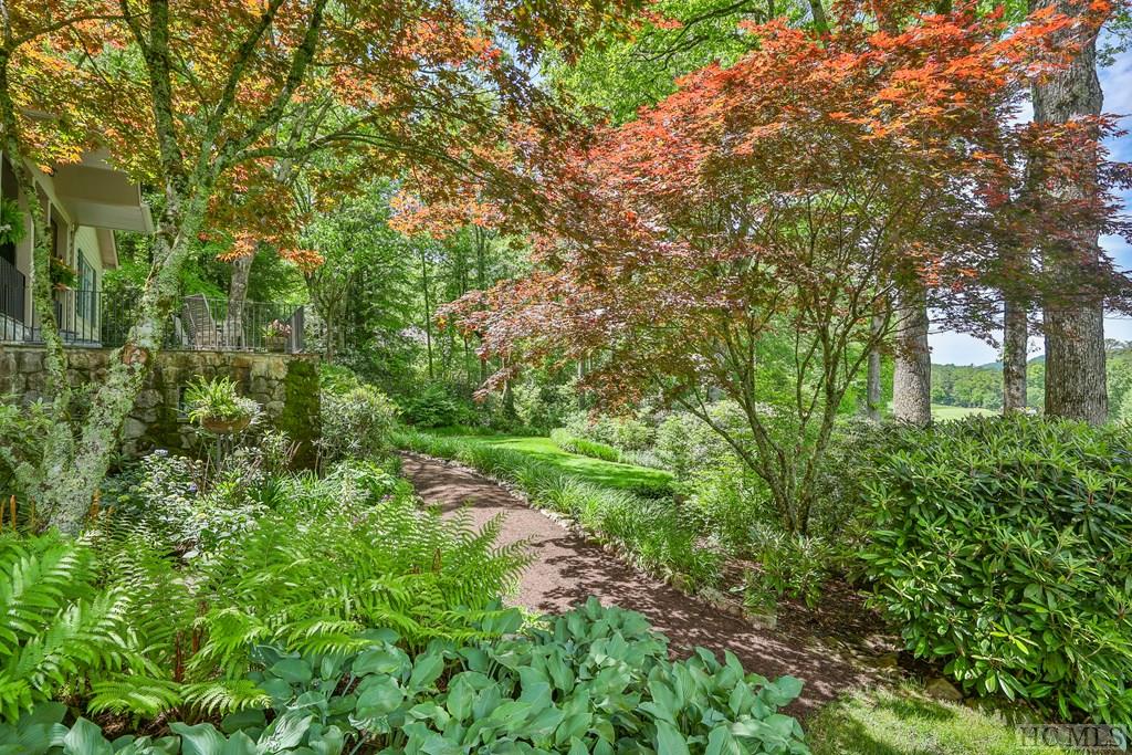 210 Moorewood Road