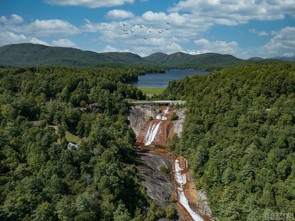 45/46R Keowee Trail