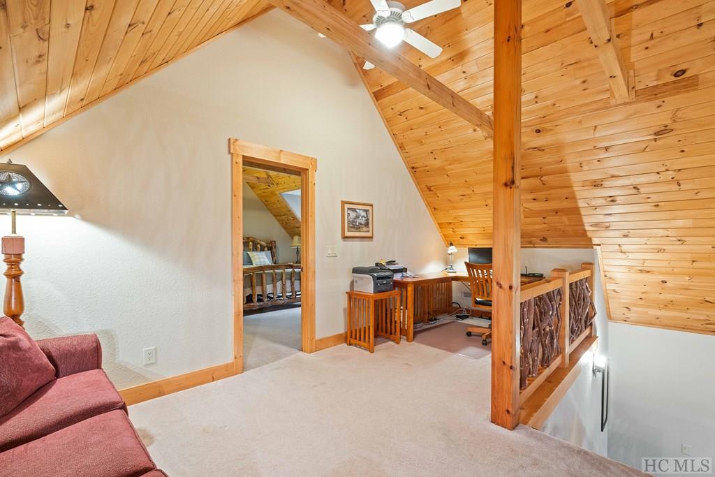 28 East Forest Way