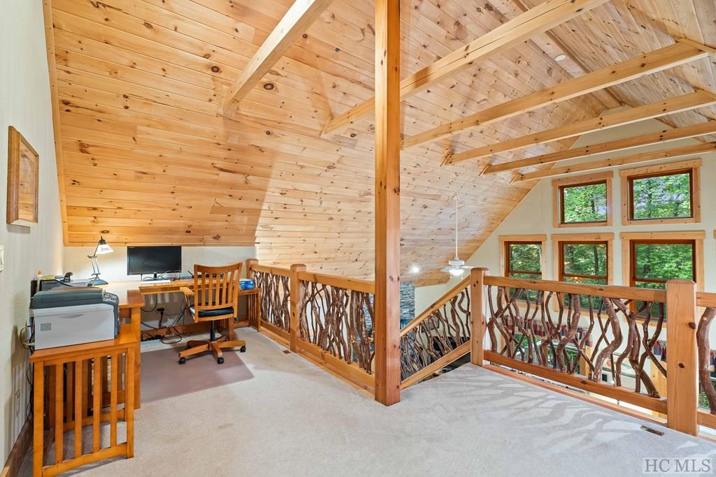 28 East Forest Way