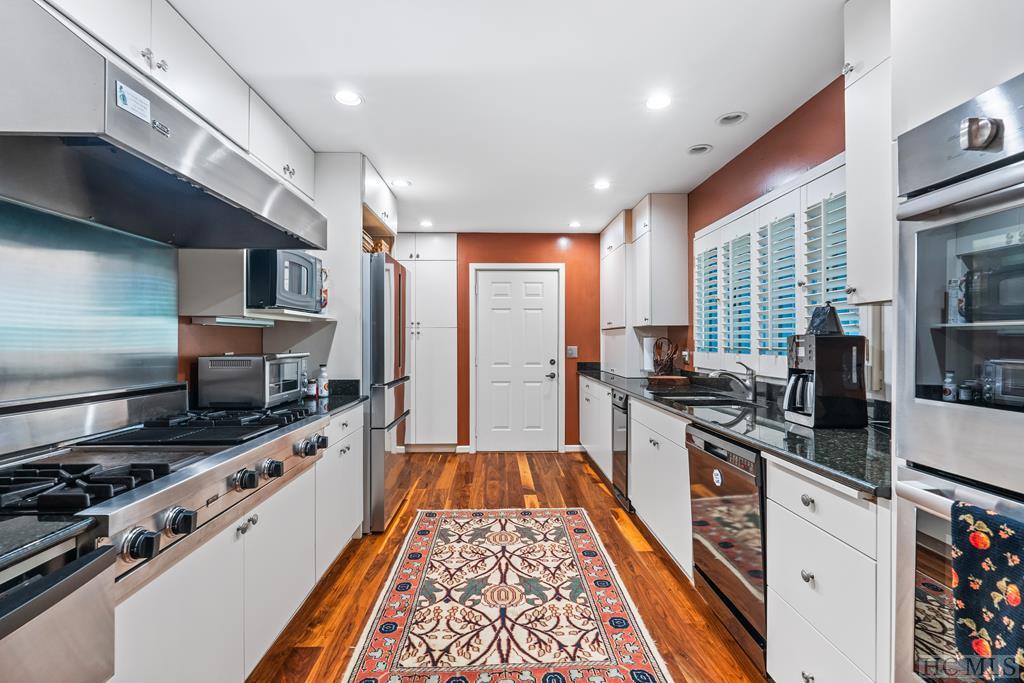 1320 Cobb Road