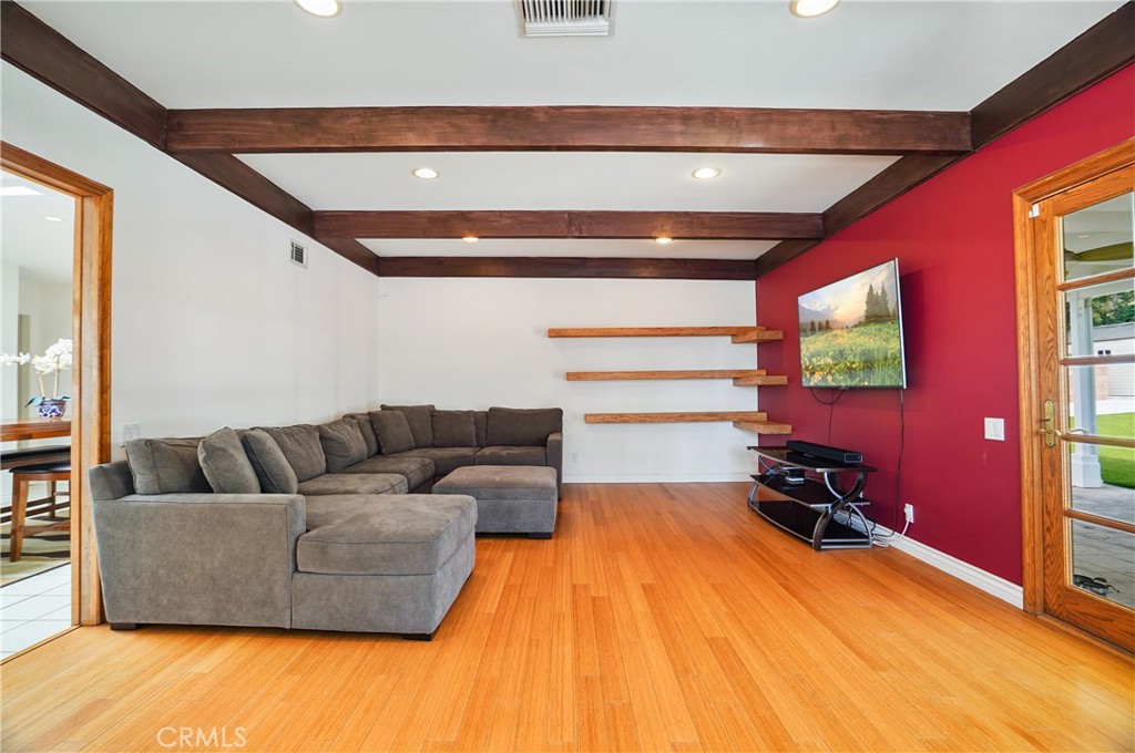 7044 Scarborough Peak Drive