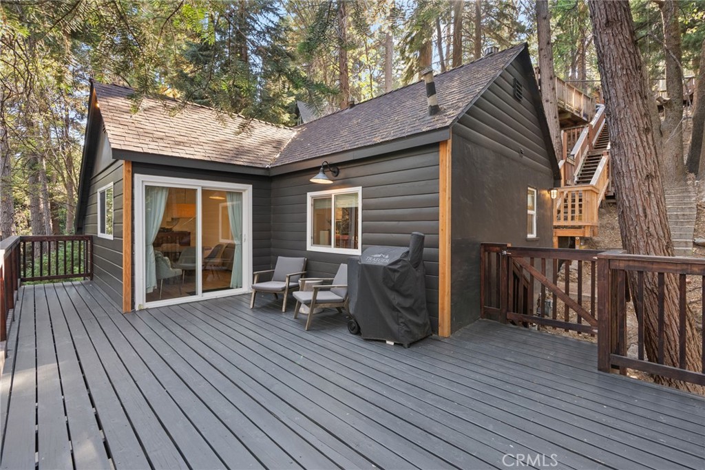 829 Sierra Vista Drive