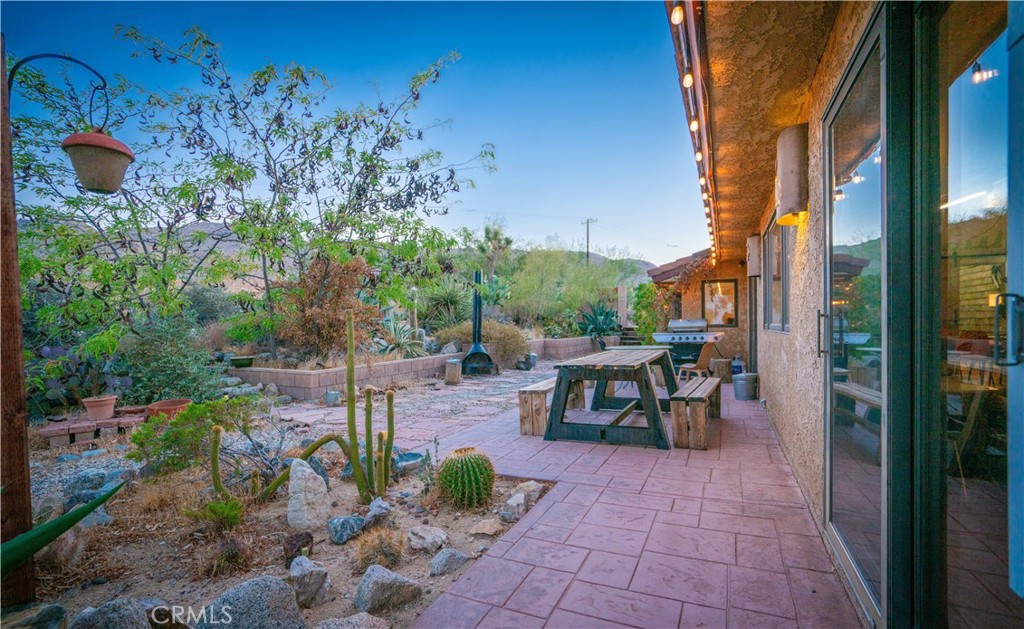 7566 Sunny Vista Road