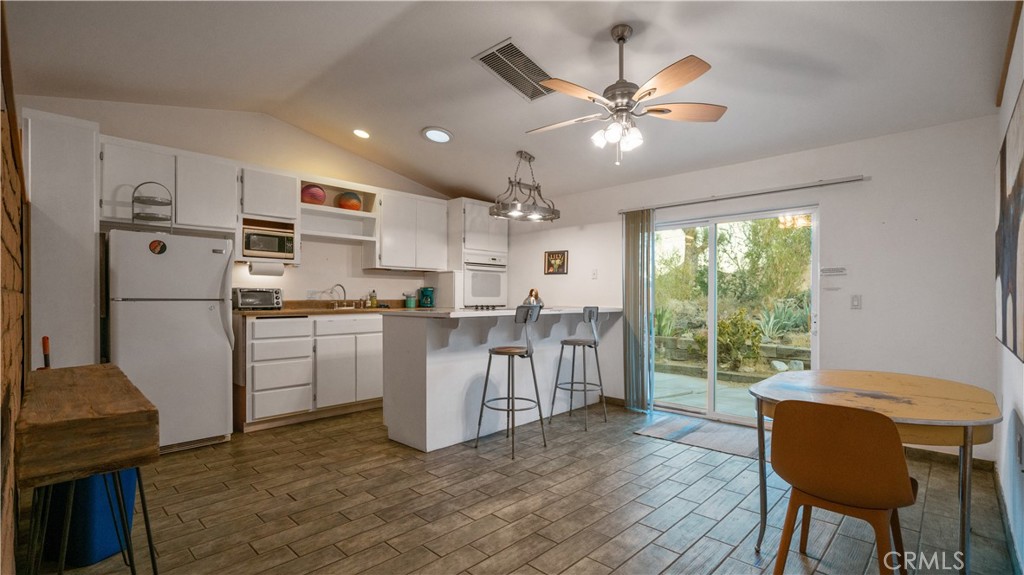 7566 Sunny Vista Road