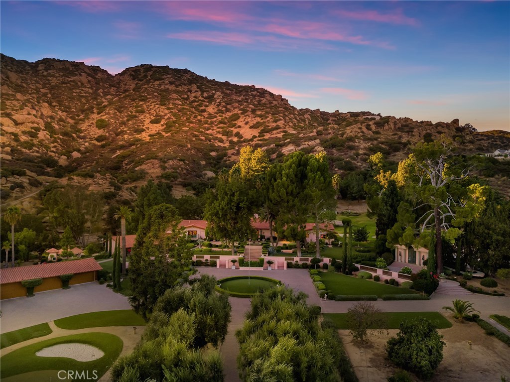 22637 La Quilla Drive