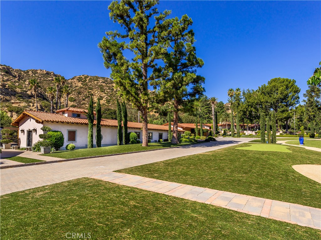 22637 La Quilla Drive