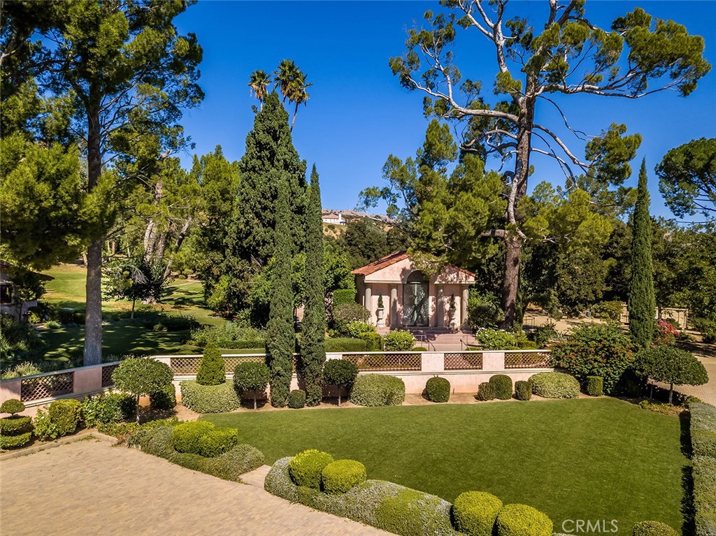 22637 La Quilla Drive