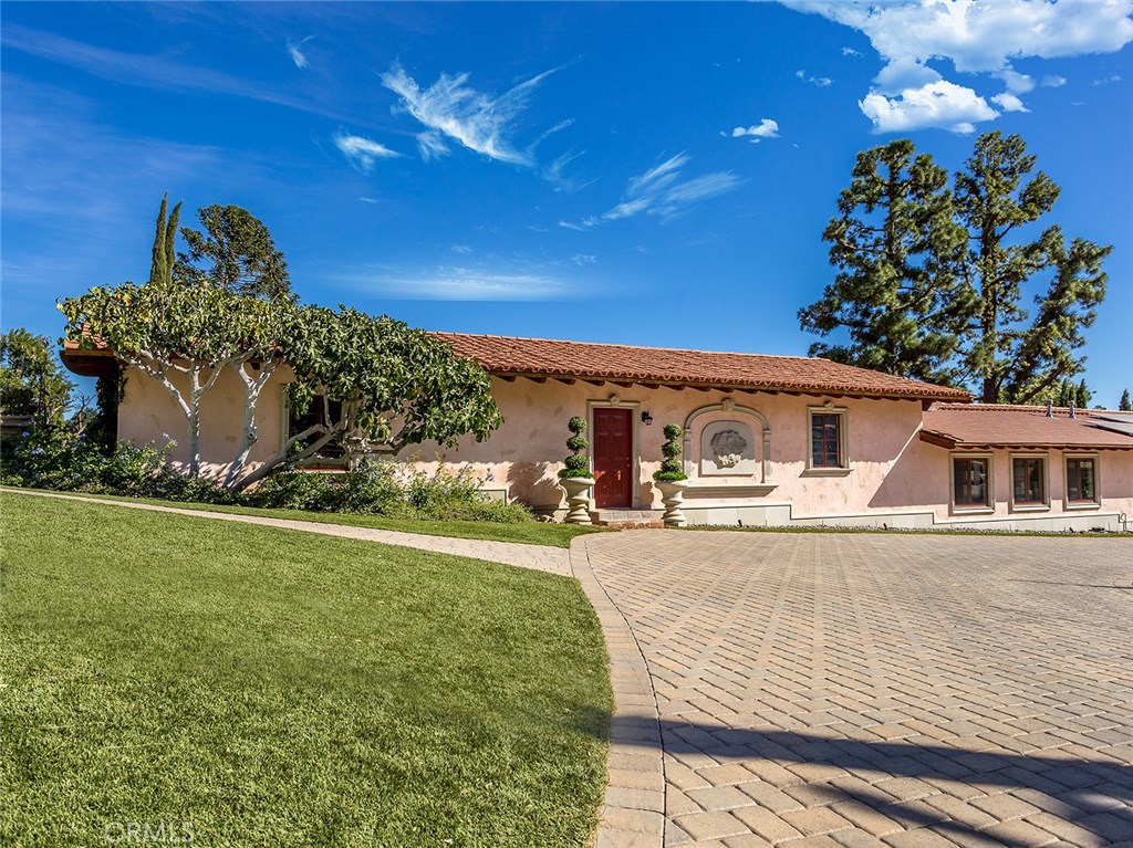 22637 La Quilla Drive