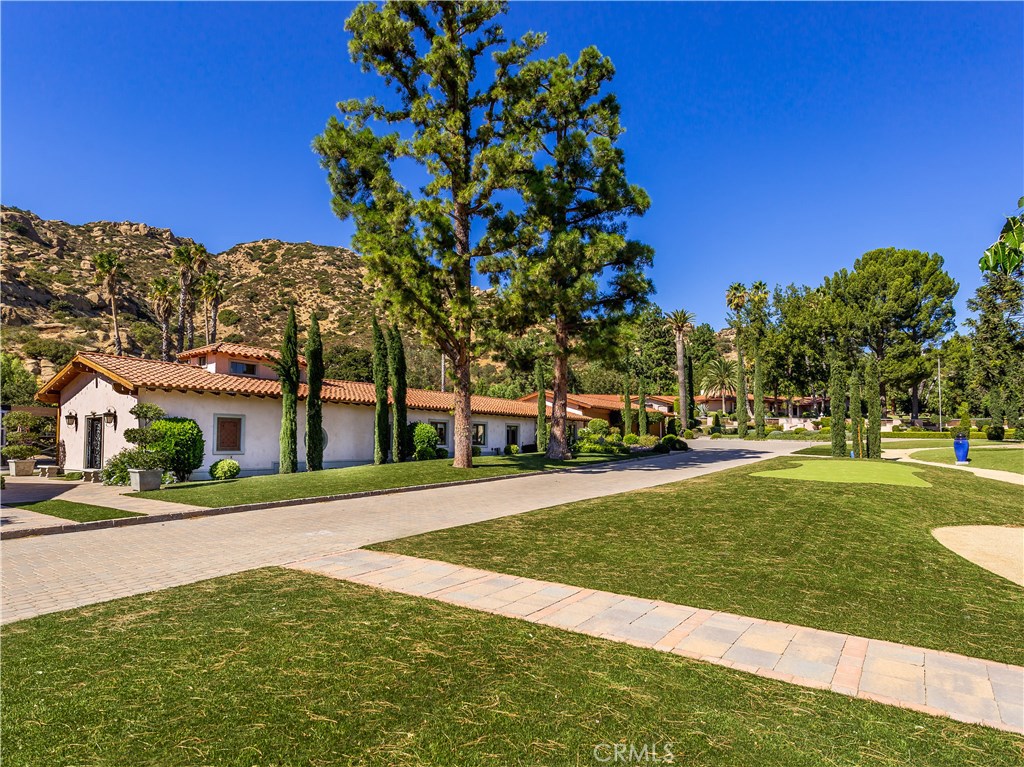 22637 La Quilla Drive