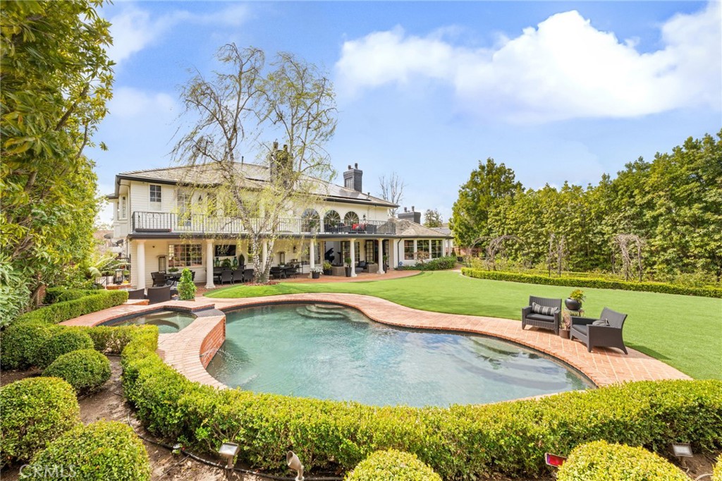 4301 Golf Course Drive