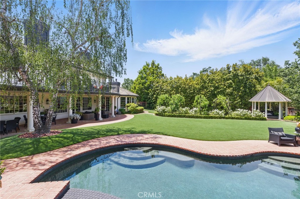 4301 Golf Course Drive