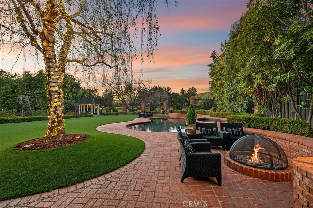 4301 Golf Course Drive