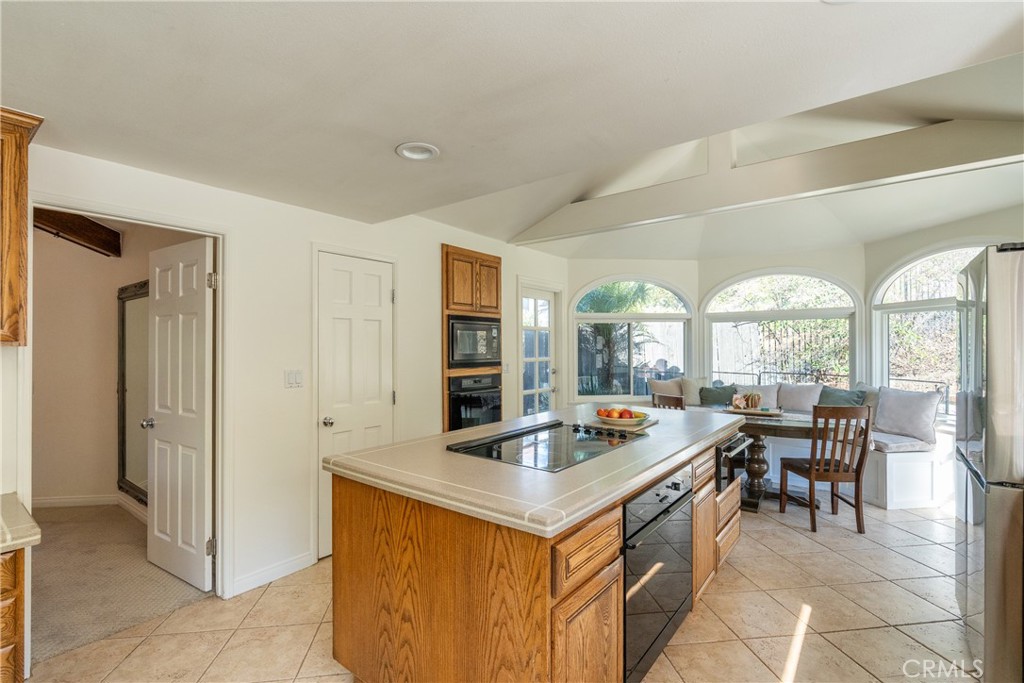 2140 Glastonbury Road
