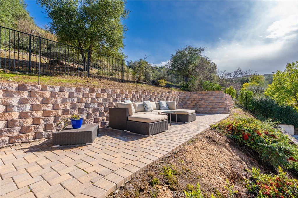 2140 Glastonbury Road