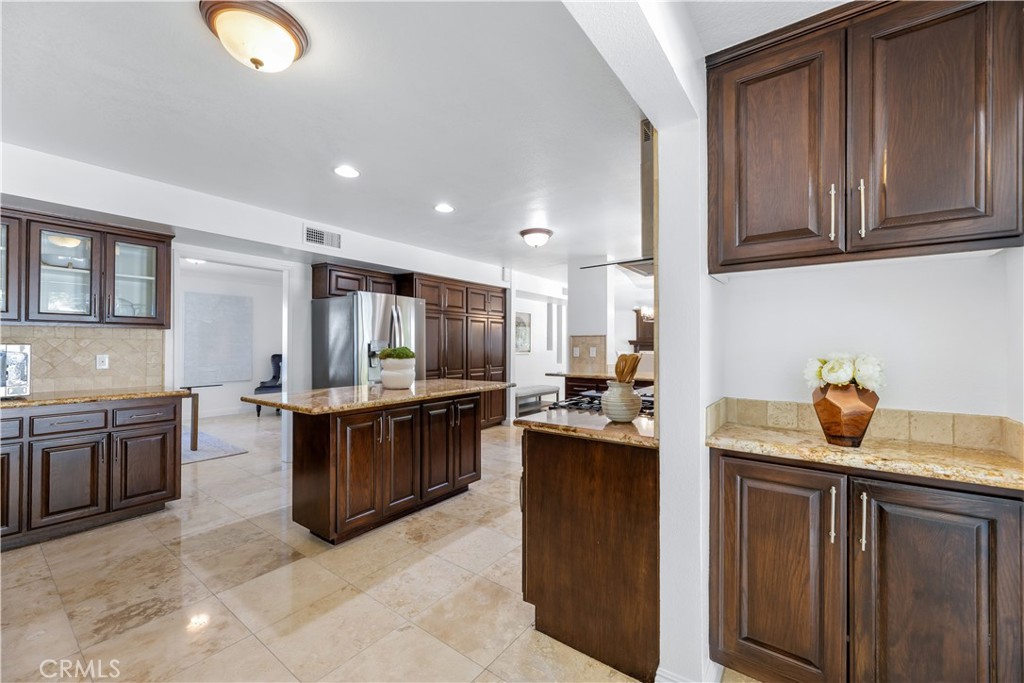 5869 Eilat Place