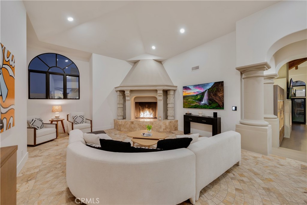 1090 Vista Ridge Lane