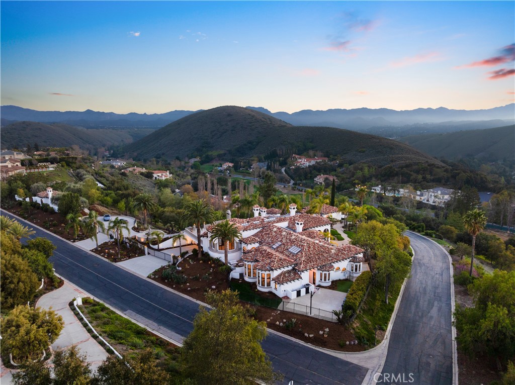 1090 Vista Ridge Lane