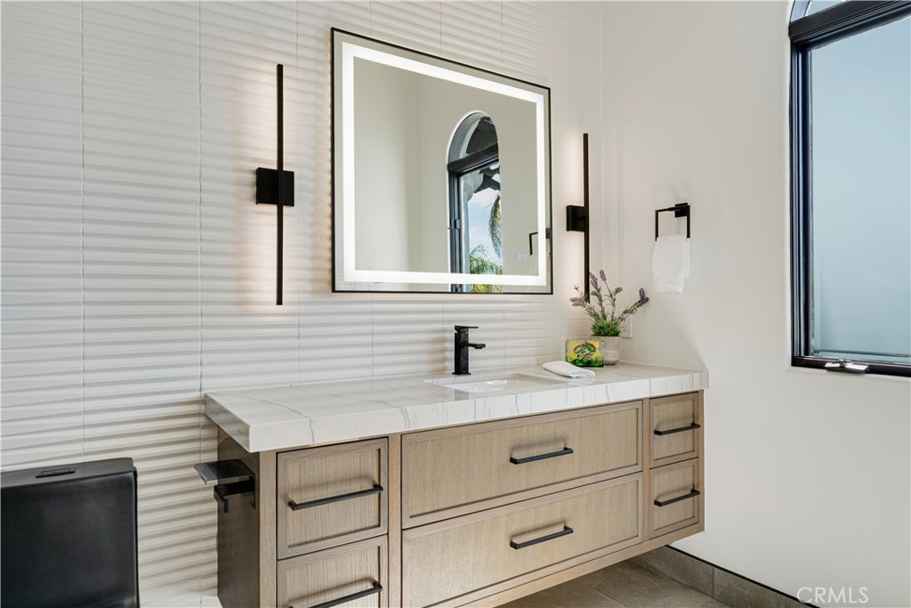 1090 Vista Ridge Lane