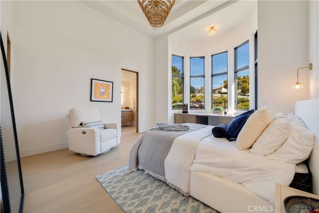 1090 Vista Ridge Lane