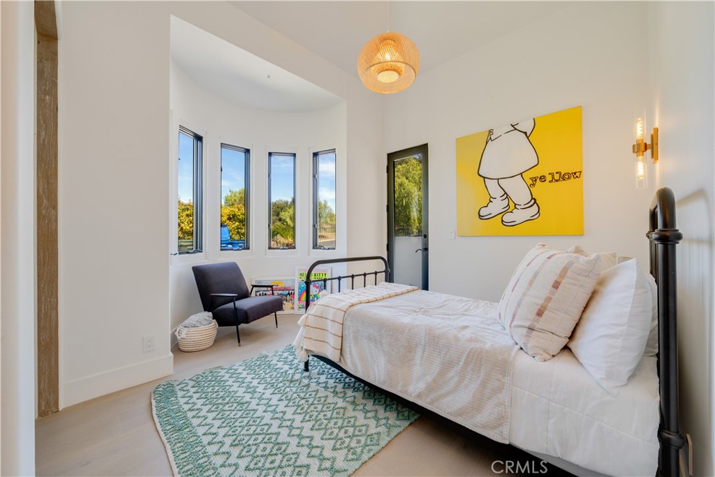 1090 Vista Ridge Lane