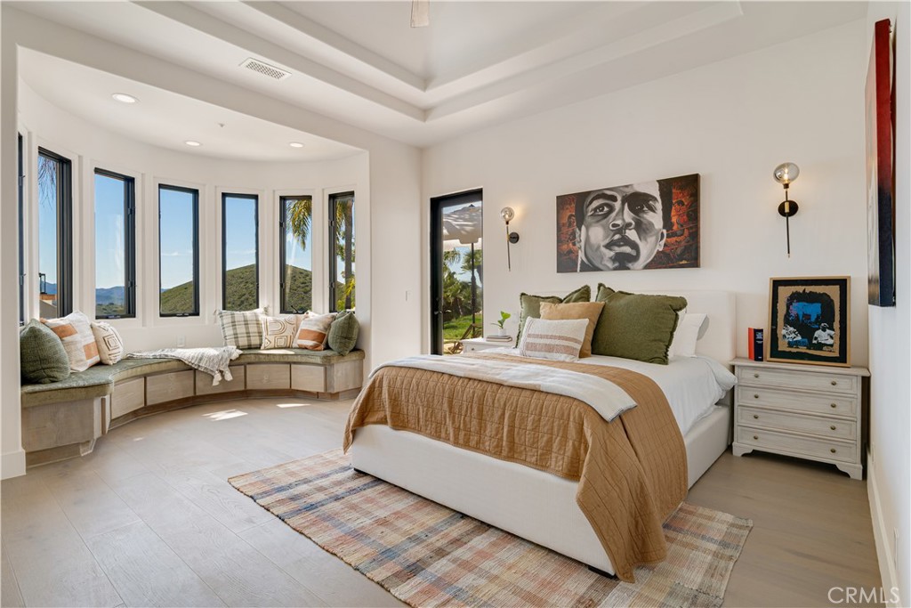 1090 Vista Ridge Lane