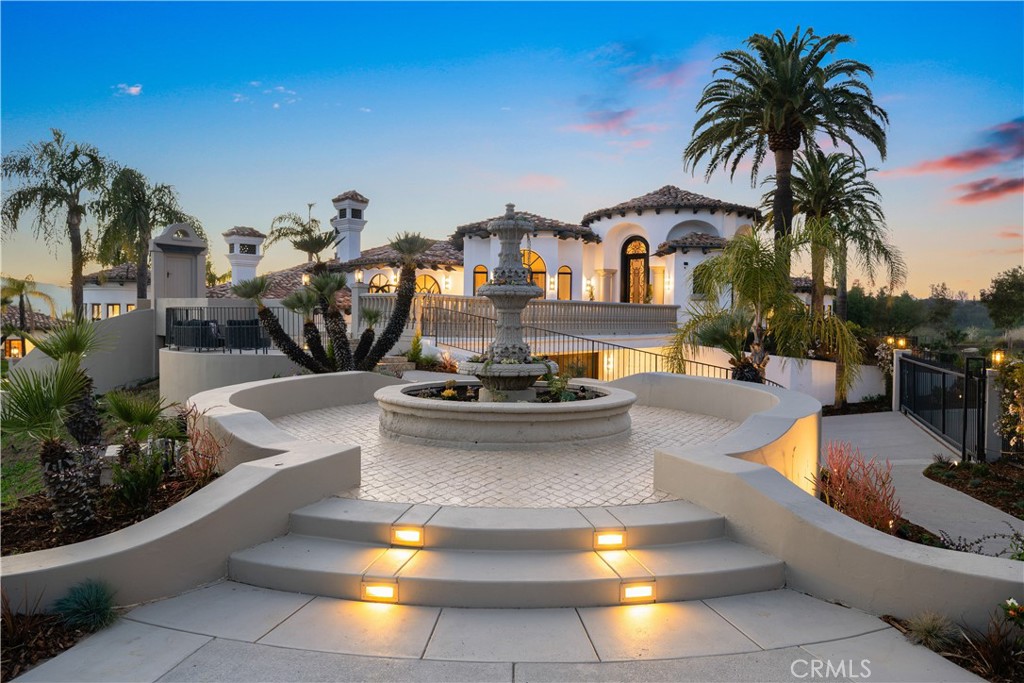 1090 Vista Ridge Lane