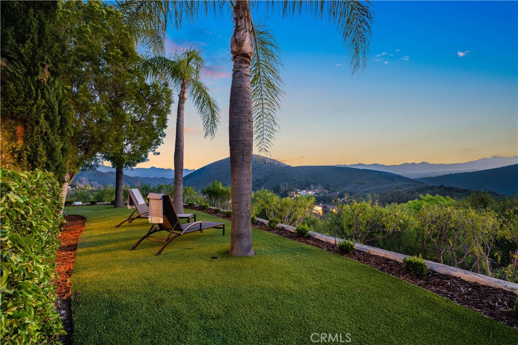 1090 Vista Ridge Lane