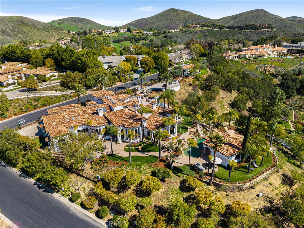 1090 Vista Ridge Lane