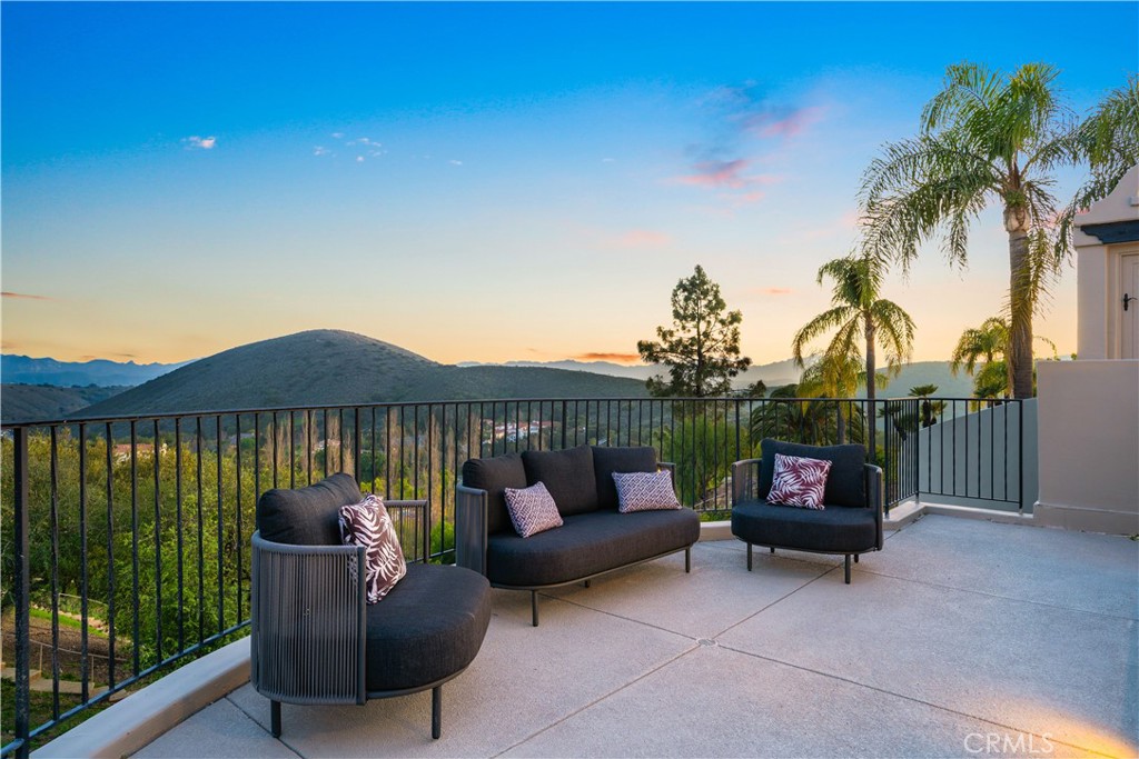 1090 Vista Ridge Lane