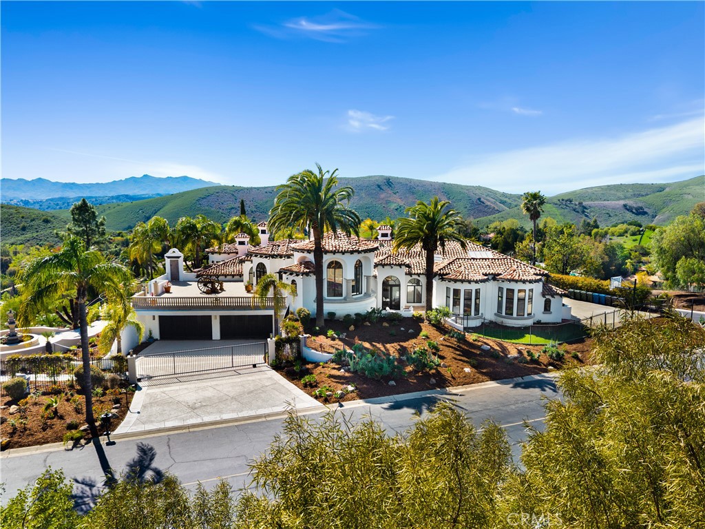 1090 Vista Ridge Lane