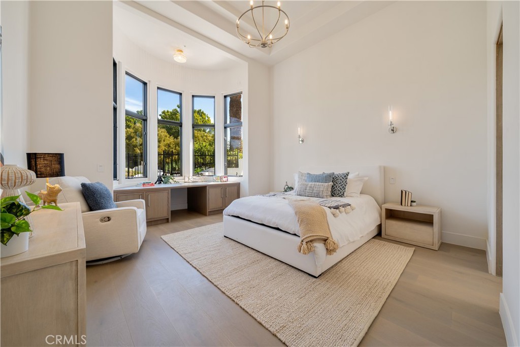 1090 Vista Ridge Lane