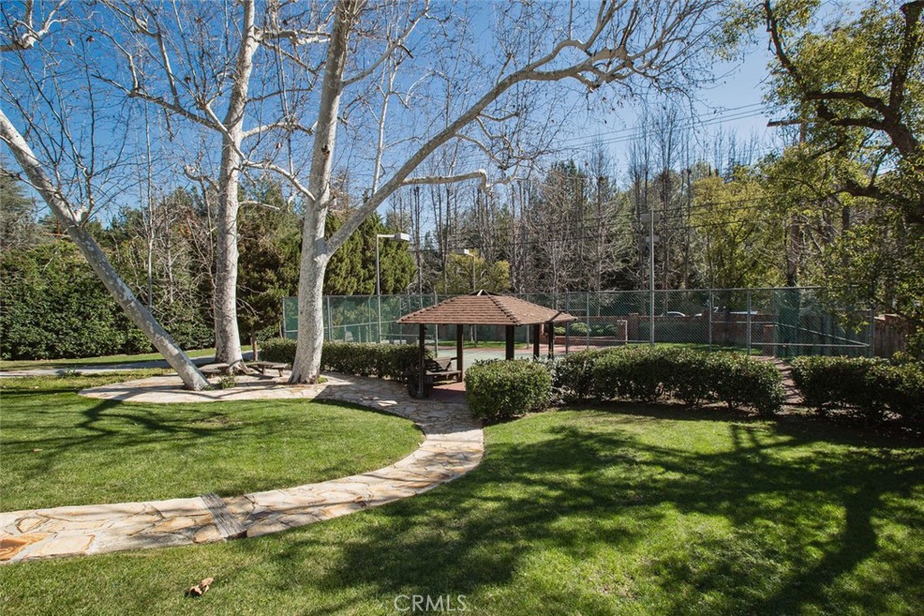 5050 Casa Drive