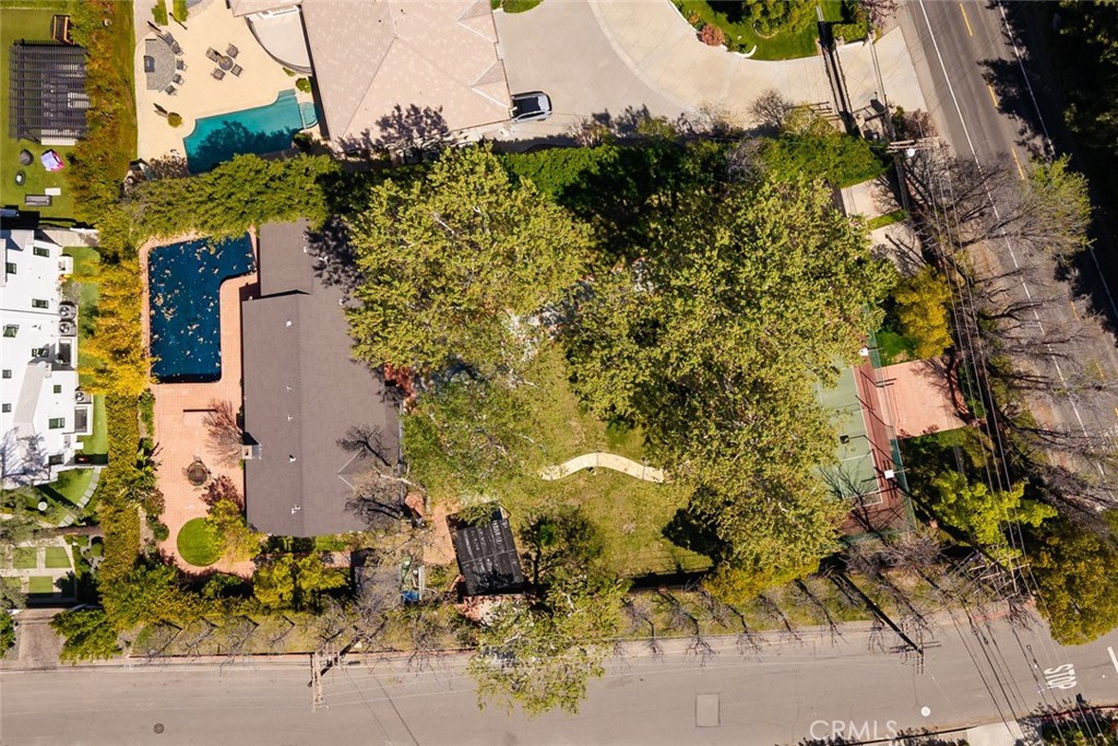 5050 Casa Drive
