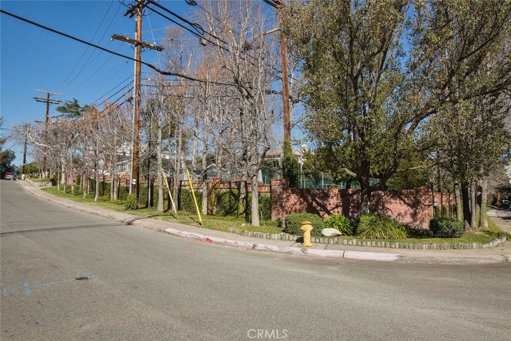 5050 Casa Drive