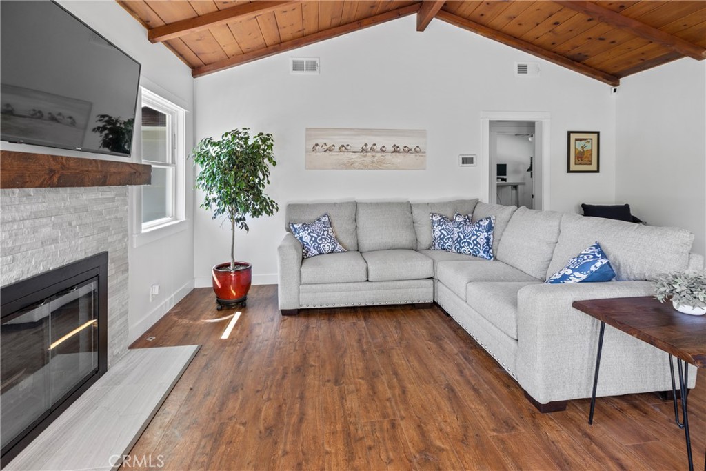 5059 Rigoletto Street