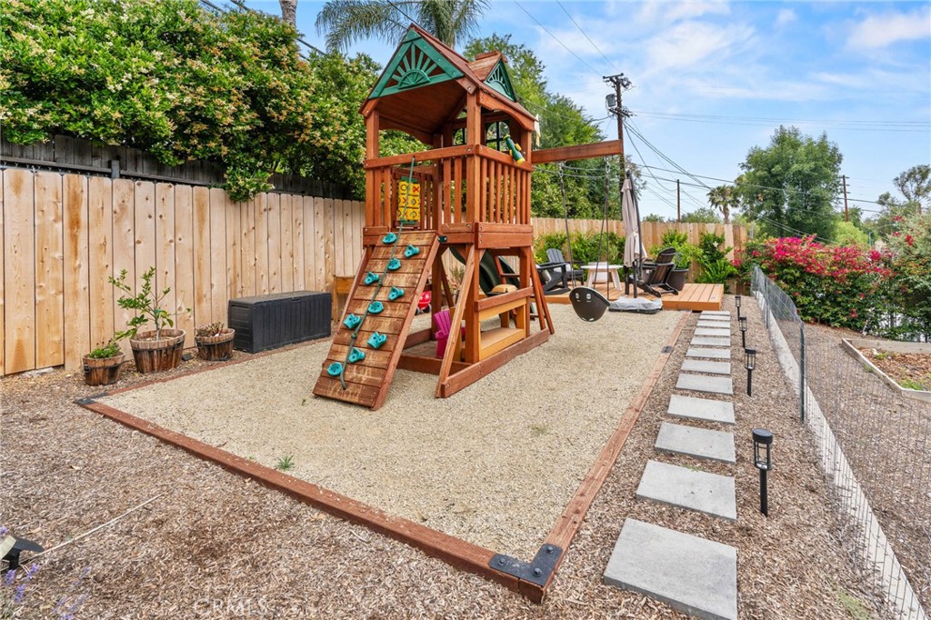 5059 Rigoletto Street