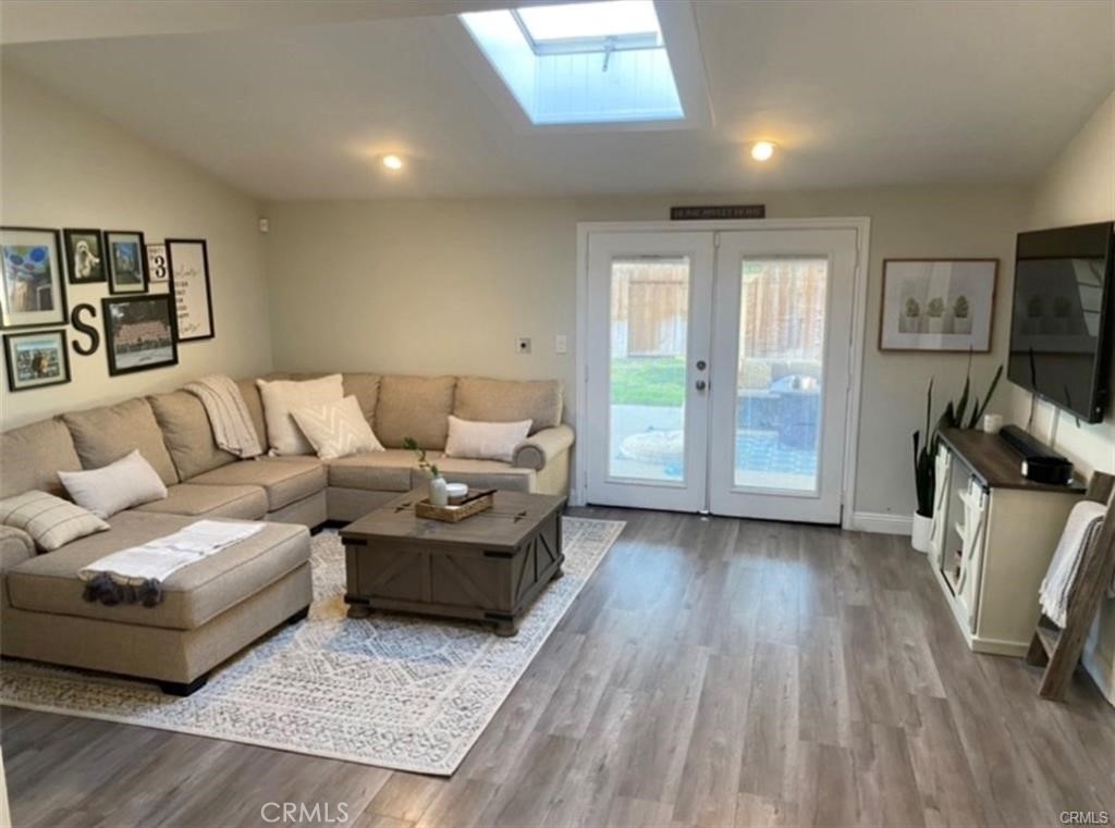 18767 Bainbury Street