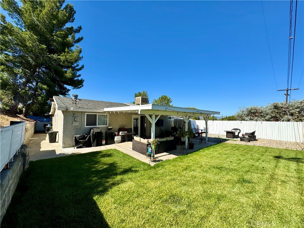 18767 Bainbury Street