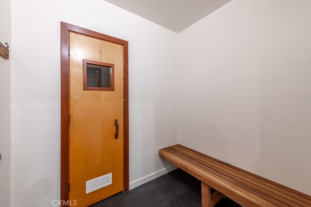 21620 Burbank Boulevard 7