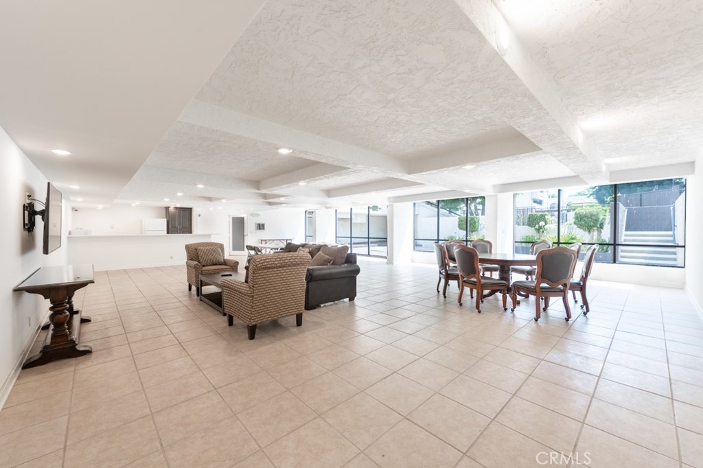 21620 Burbank Boulevard 7